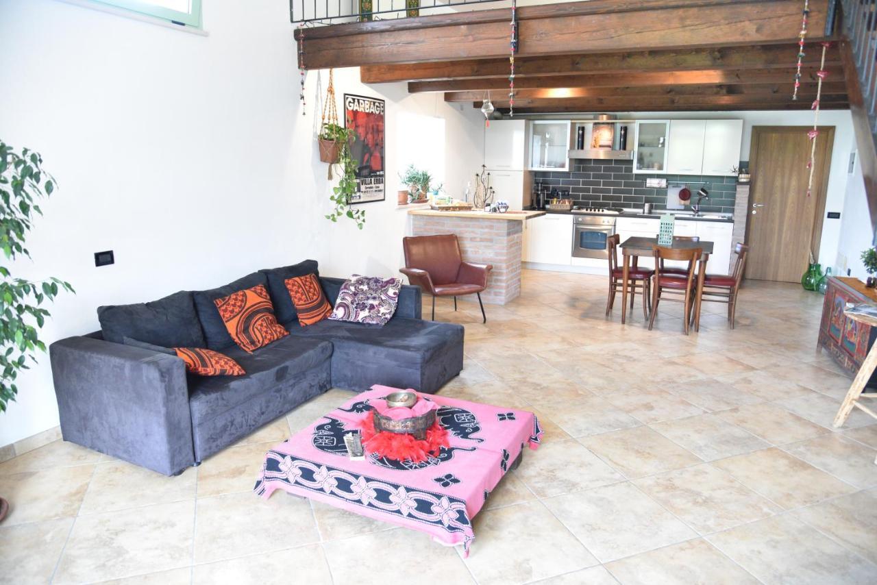 Capannone111 Bed & Breakfast Castiglione di Ravenna Bagian luar foto