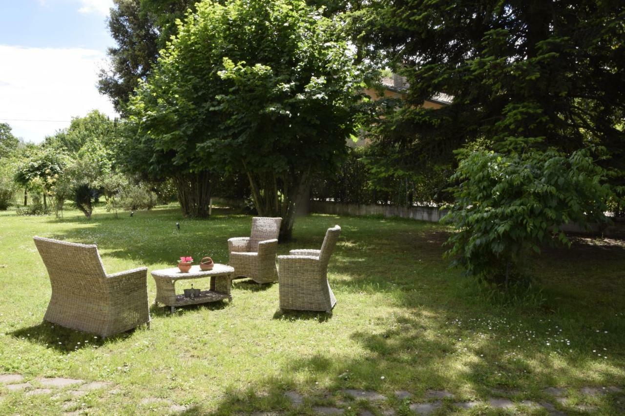 Capannone111 Bed & Breakfast Castiglione di Ravenna Bagian luar foto